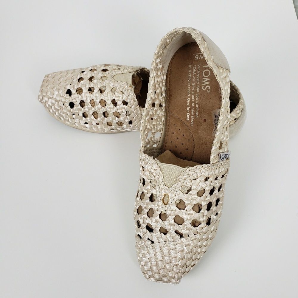 TOMS Loafers Girls Kids Shoes Beige Classic Slip O